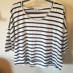 Oversized black and white stripped shirt, small